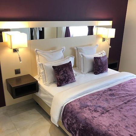 קונאקרי Hotel M'Lys מראה חיצוני תמונה